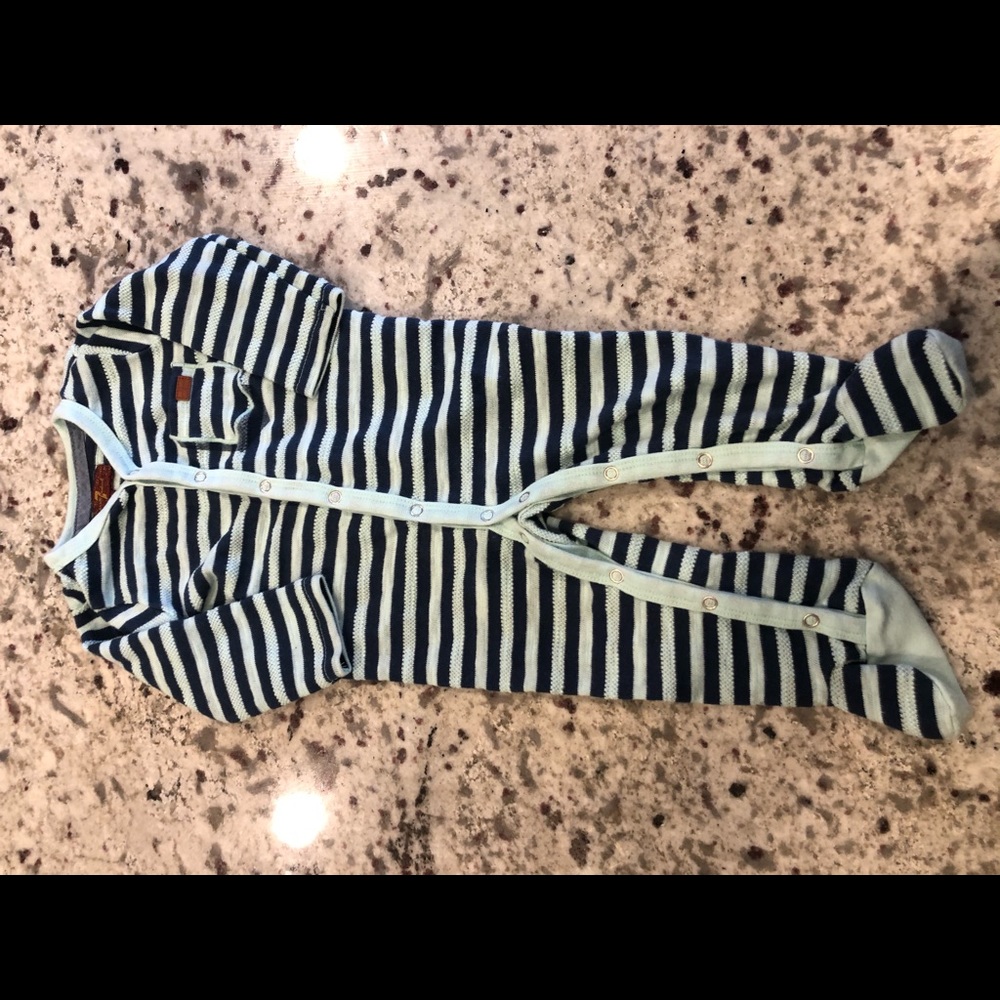 7 Seven Brand Infant Pajamas 6-9mo